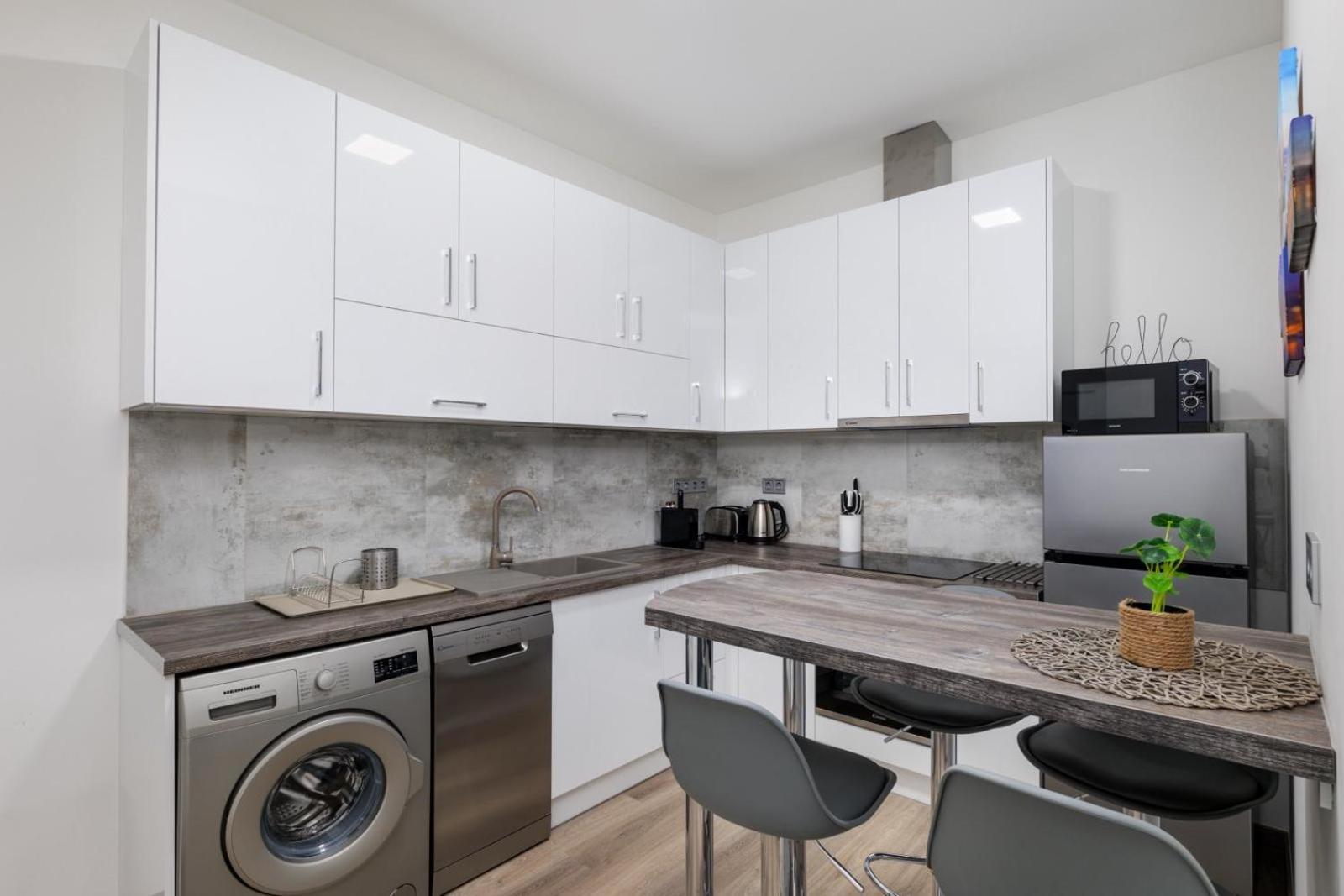Golden Cage Premium Central Apartment 부다페스트 외부 사진